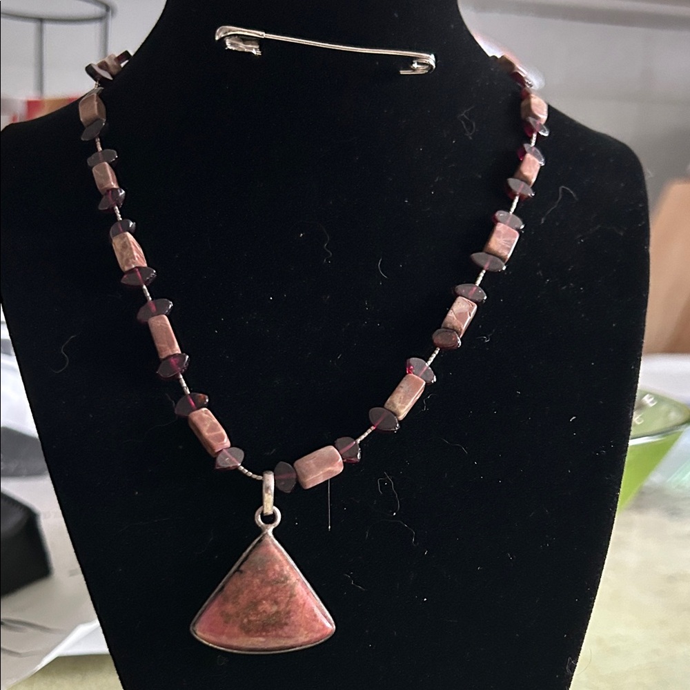 Vintage sterling silver rhodonite??? And garnet??? Necklace. Beautiful